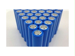 如何养护锂电池组洗地机